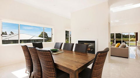 Amber Lakes - The Vintage - Accommodation Resorts 2