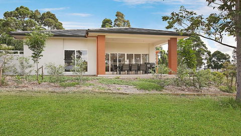 Amber Lakes - The Vintage - Accommodation Resorts 3