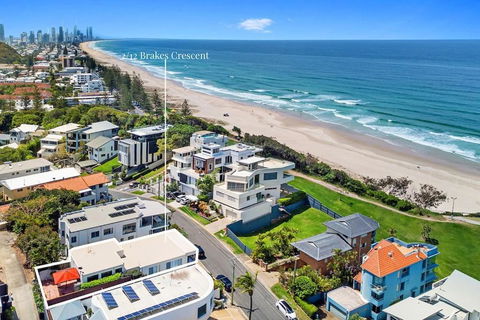 An Oasis By The Beach With Ocean Views Daybed BBQ - Accommodation Resorts 1