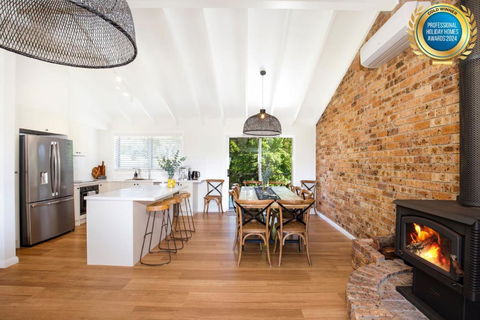 Anacapri - Pet Friendly - Opposite Beach - Fireplace - Accommodation Resorts 1