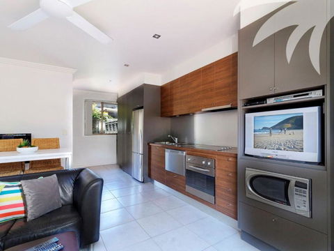 Aqua Apartment 1 - Accommodation Resorts 2