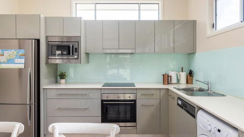 Art House Shoal Bay - Accommodation Resorts 4