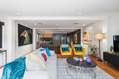 Artscape, Newtown Villa - Accommodation Resorts 0