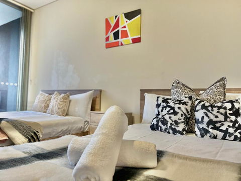 Ashfield 2 Br Apt Bus&Train Shop Parking - Accommodation Resorts 4