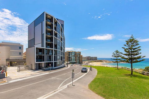 Astra Apartments Newcastle Beach - Accommodation Resorts 0