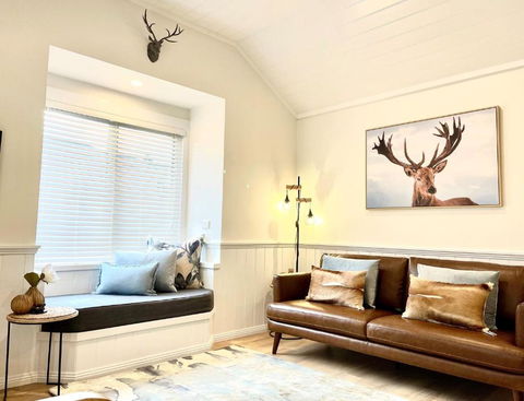 Autumn Beauty - Alpine Cottage 5 - Accommodation Resorts 3