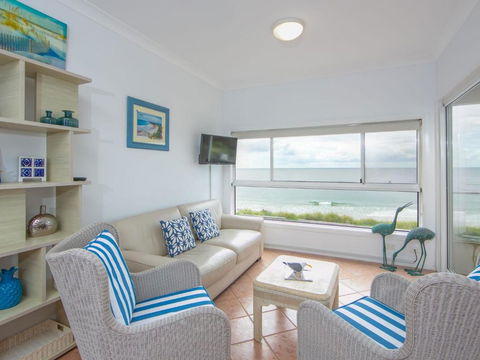 Avalon 1 - Accommodation Resorts 0