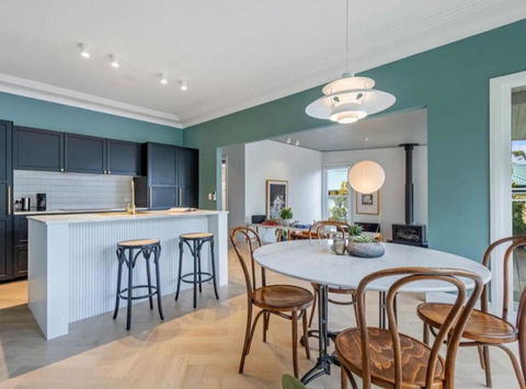 Ayla Cottage - Cosy Escape - Accommodation Resorts 1