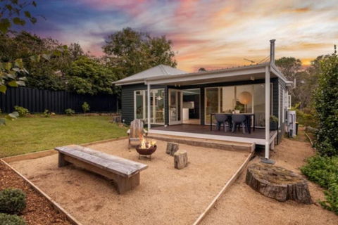 Ayla Cottage - Cosy Escape - Accommodation Resorts 0