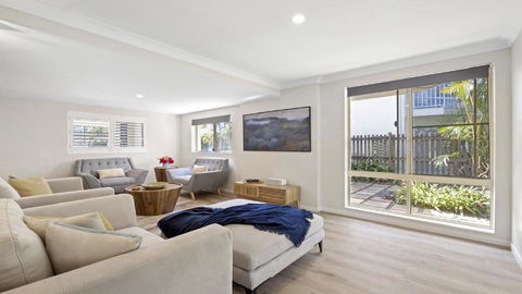 Azure - Accommodation Resorts 4