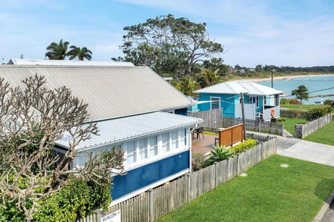 Avalon Vintage Beachside Family Getaway - Accommodation Resorts 1