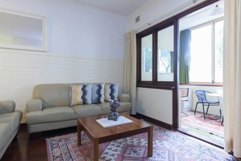 B2 Crawley Apartment 1 BRM & Sleepout Near UWA - Accommodation Resorts 2