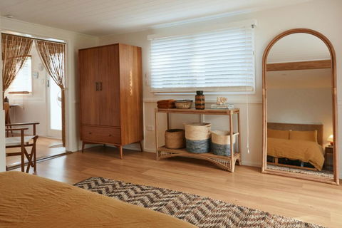 BAY PROPERTIES . The Sailors Bungalow - Accommodation Resorts 4