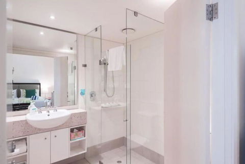 Azure Harmony - A Breezy Hideaway At The Beach Club - Accommodation Resorts 4