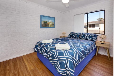 Azure Beach - Accommodation Resorts 4