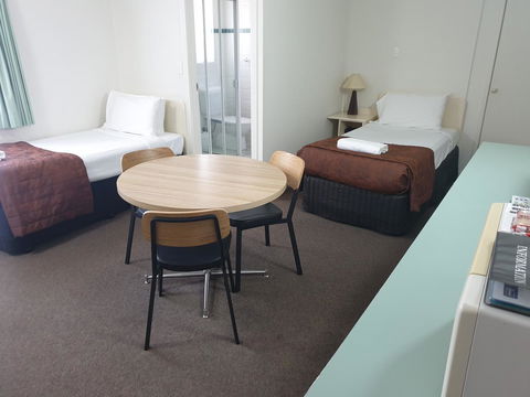 Southport Motel & Apartments - Accommodation Resorts 16