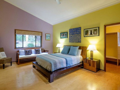 Five Bimba (Tractor House) - Accommodation Resorts 7