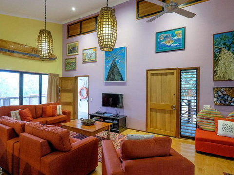 Five Bimba (Tractor House) - Accommodation Resorts 9