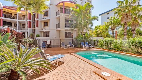 Burleigh On The Beach - Accommodation Resorts 8