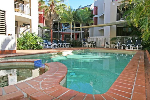 Burleigh On The Beach - Accommodation Resorts 0