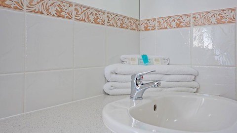 Burleigh On The Beach - Accommodation Resorts 18