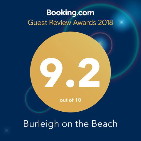 Burleigh On The Beach - Accommodation Resorts 3