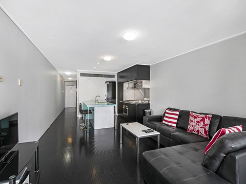 The Miro Apartments - Accommodation Resorts 13