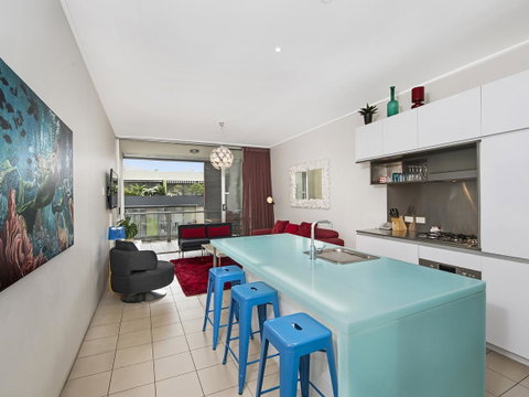 The Miro Apartments - Accommodation Resorts 15