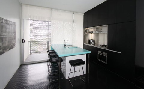 The Miro Apartments - Accommodation Resorts 24