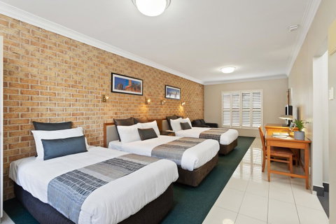 Coopers Colonial Motel - Accommodation Resorts 9
