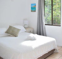 1 min. Walk To Beach Horeseshoe Bay Holiday Units - Accommodation Resorts