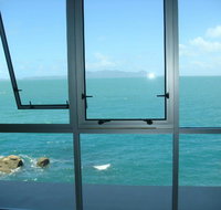 Best at Bright Point Absolute Waterfront 4 bedroom apartment - Accommodation Resorts
