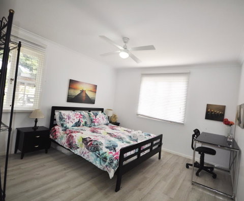 Retro Beach Flat - Accommodation Resorts 5