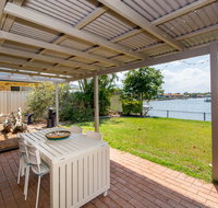 Lowset home on the canal - Dolphin Dr Bongaree - Accommodation Resorts