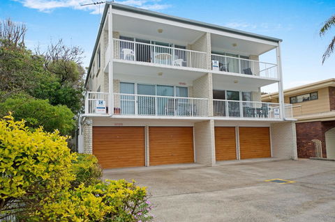 LISTEN TO THE SURF From Rickman Pde, Woorim - Accommodation Resorts 17