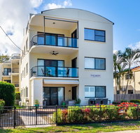 Waterfront views from private rooftop balcony - Bayview South Esp Bongaree - Accommodation Resorts