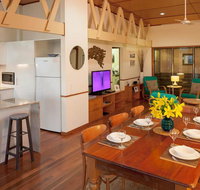 Claytons on Cylinder Beach Front - Accommodation Resorts