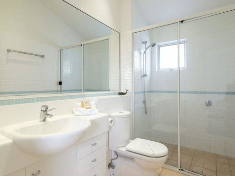 Beachies 3 - Accommodation Resorts 5