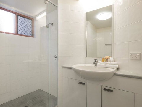 First Point Down By Discover Stradbroke - Accommodation Resorts 7