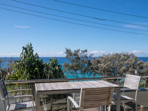 First Point Down By Discover Stradbroke - Accommodation Resorts 0