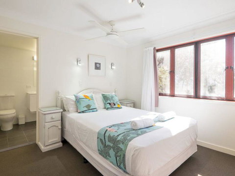 First Point Down By Discover Stradbroke - Accommodation Resorts 13