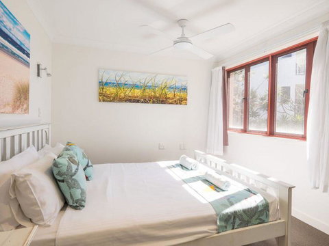 First Point Down By Discover Stradbroke - Accommodation Resorts 1