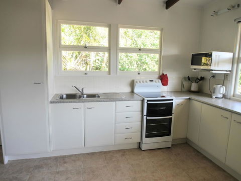 BAMBARA - Accommodation Resorts 5