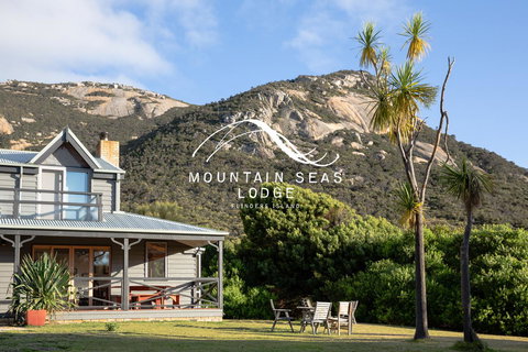 Mountain Seas Lodge - Accommodation Resorts 0