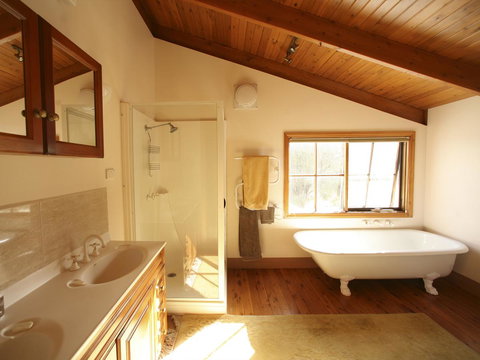 Mountain Seas Lodge - Accommodation Resorts 15