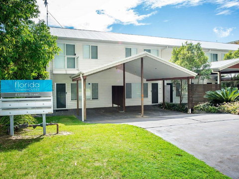 1 'Florida', 5 Lillian Street - 2 Min Walk To Beach, Shops & Restaurants - Accommodation Resorts 0