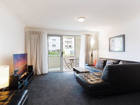 1 'SEASHELLS' 21-23 MAGNUS STREET - WIFI, POOL, LIFT & AIR CONDITIONING - Accommodation Resorts 0
