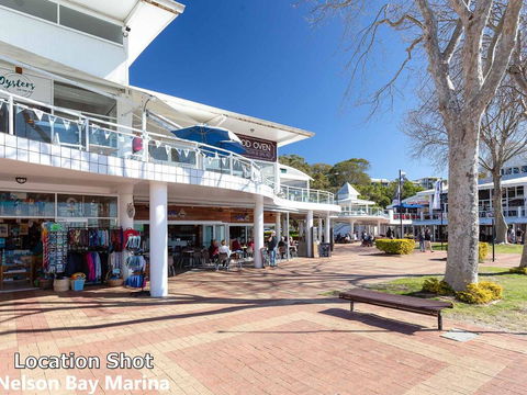 1 'Thurlow Lodge', 6 Thurlow Avenue - Air Conditioned & Pool In The Heart Of Town - Accommodation Resorts 3