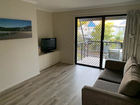 1 Bedroom Unit In 4 Star Tropical Resort In Noosaville - Accommodation Resorts 3