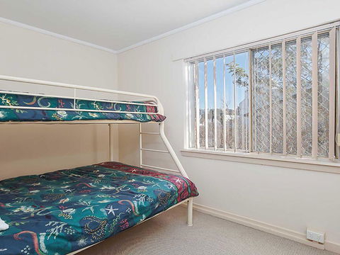 10 'Teramby Court' 104 Magnus Street - In Nelson Bay CBD With Water Views And WIFI - Accommodation Resorts 3